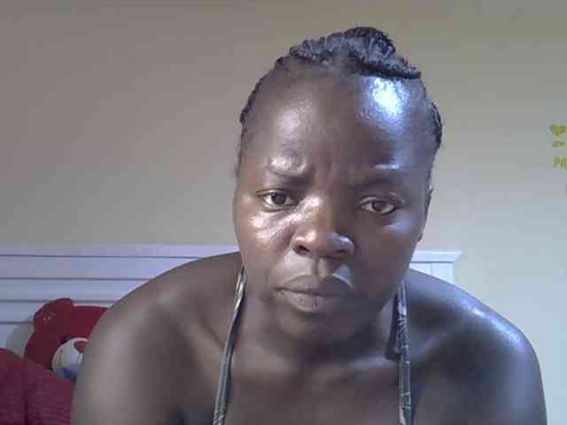 Sexyamadah-012 webcam