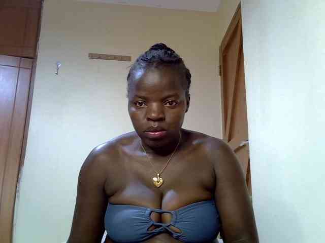 Sexyamadah-012 webcam