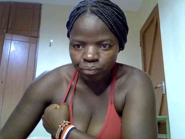 Sexyamadah-012 webcam