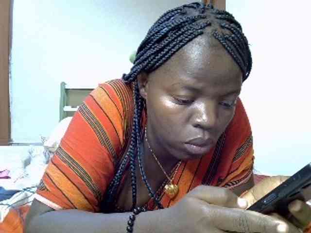 Sexyamadah-012 webcam