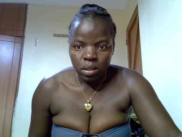 Sexyamadah-012 webcam