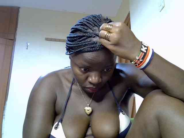 Sexyamadah-012 webcam