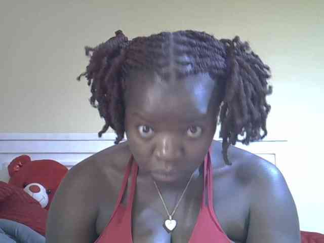 Sexyamadah-012 webcam