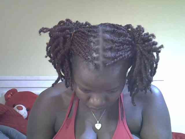 Sexyamadah-012 webcam