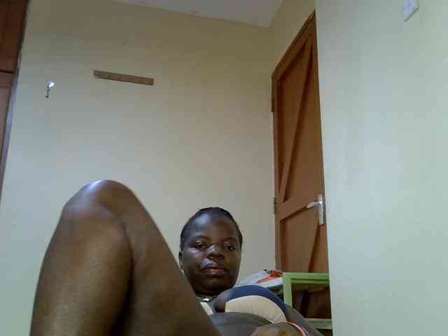 Sexyamadah-012 webcam