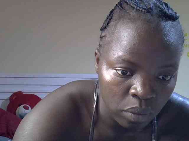 Sexyamadah-012 webcam