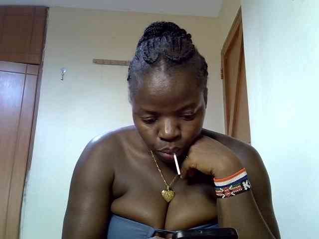 Sexyamadah-012 webcam