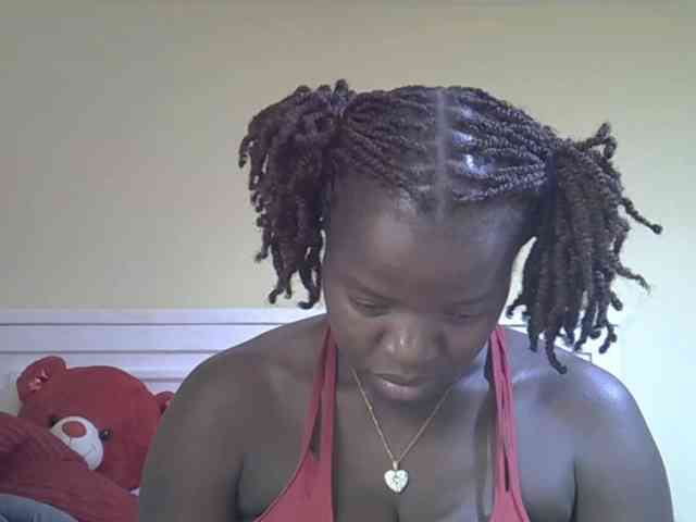 Sexyamadah-012 webcam