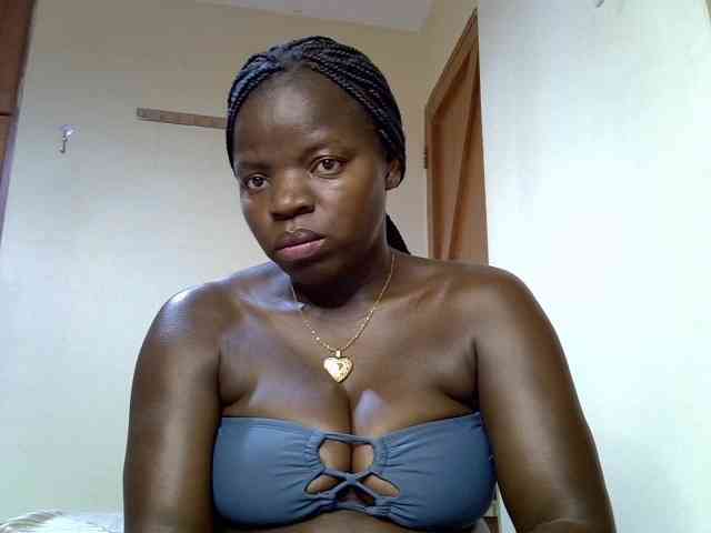 Sexyamadah-012 webcam