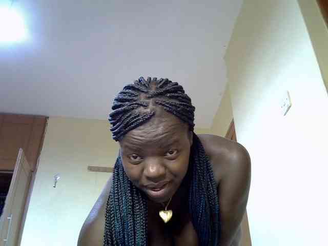 Sexyamadah-012 webcam