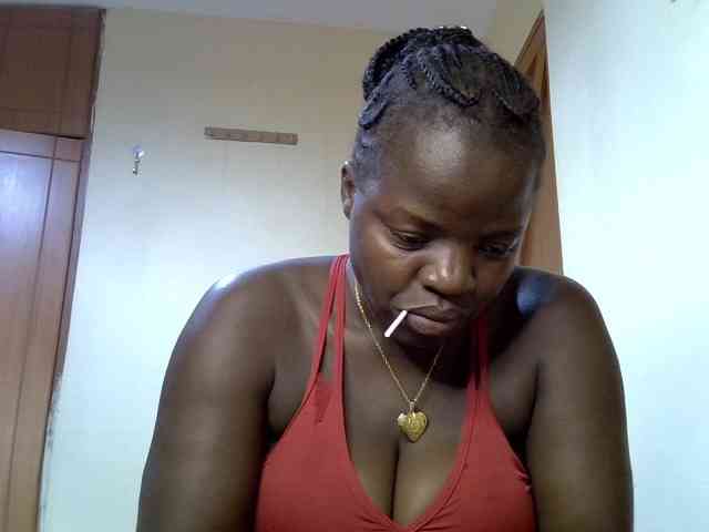 Sexyamadah-012 webcam