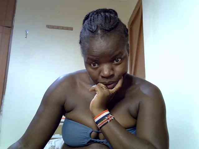 Sexyamadah-012 webcam