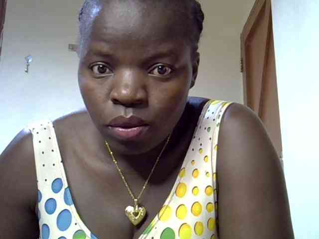 Sexyamadah-012 webcam