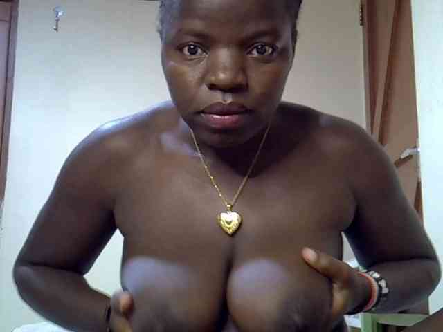 Sexyamadah-012 webcam