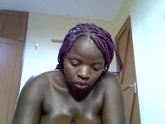 Sexyamadah-012 webcam