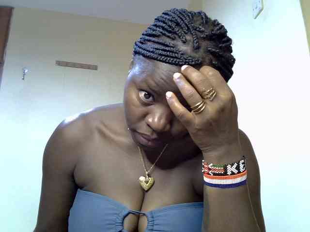 Sexyamadah-012 webcam