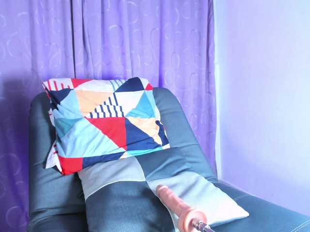 Dani-pety live webcam show
