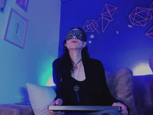 arthemisa-hot