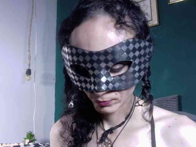 arthemisa-hot
