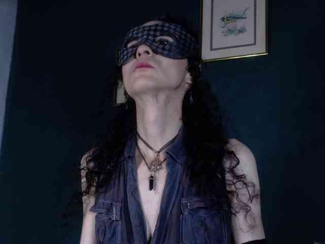 arthemisa-hot