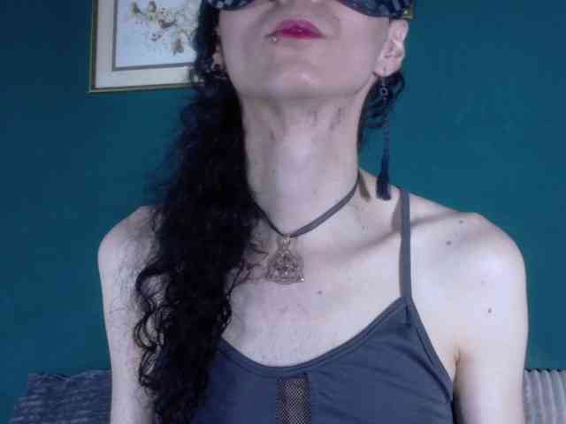 arthemisa-hot