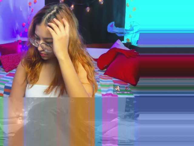 Gigimoon live cam on BongaCams