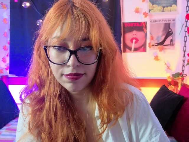 Gigimoon live cam on BongaCams