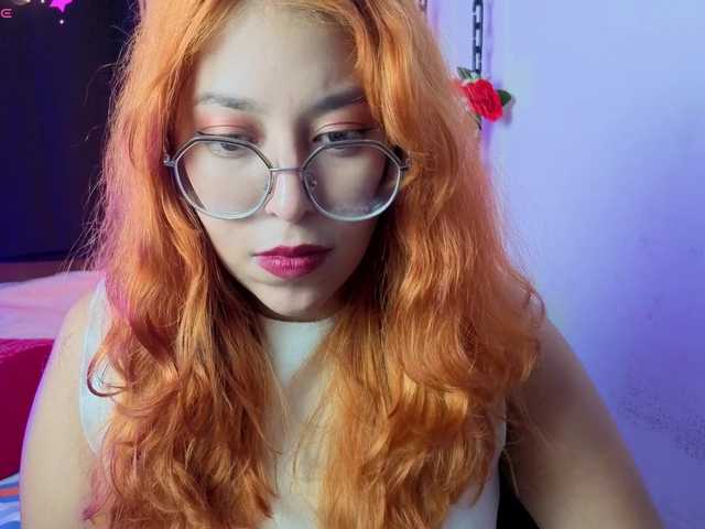 Gigimoon live cam on BongaCams