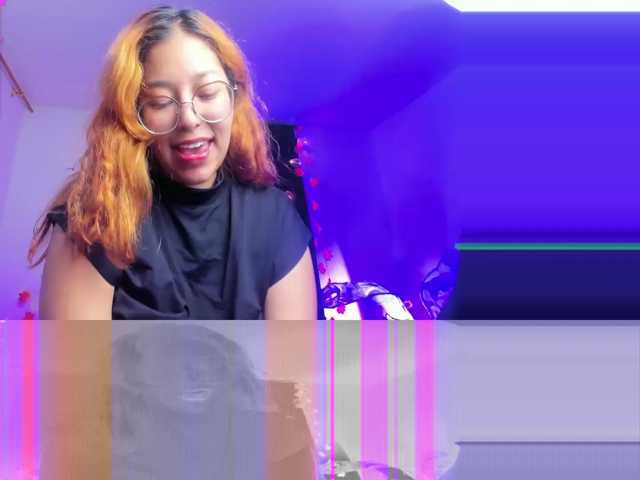 Gigimoon live cam on BongaCams