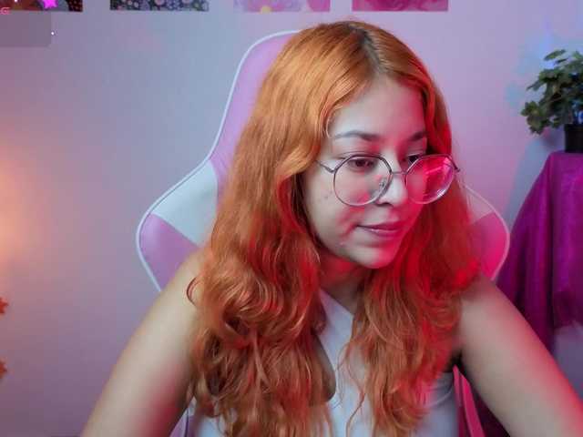 Gigimoon live cam on BongaCams