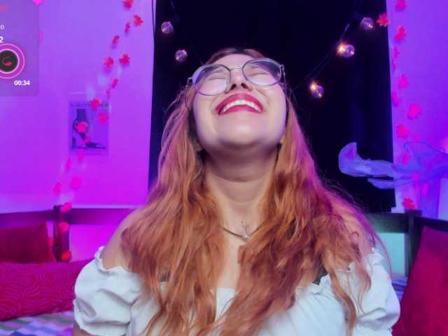 Gigimoon live cam on BongaCams