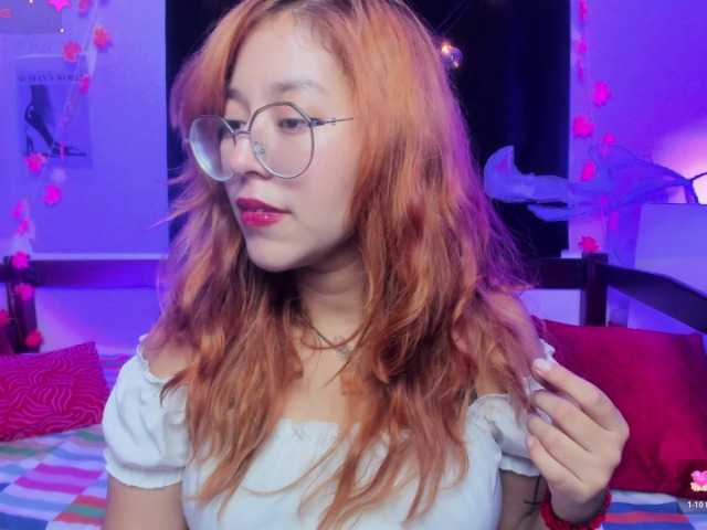 Gigimoon live cam on BongaCams