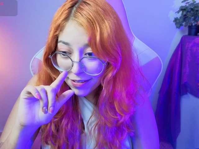 Gigimoon live cam on BongaCams