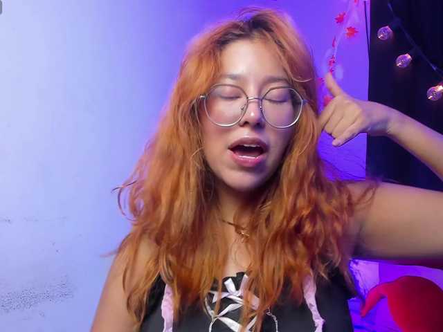 Gigimoon live cam on BongaCams