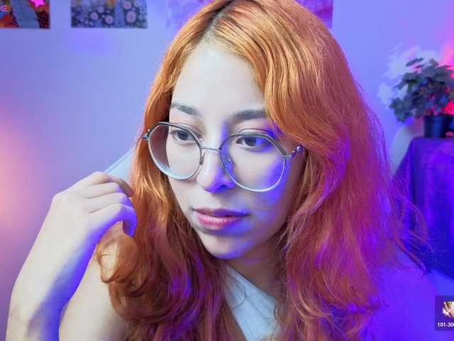 Gigimoon live cam on BongaCams
