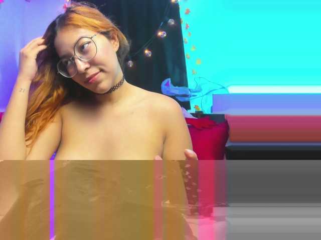 Gigimoon live cam on BongaCams