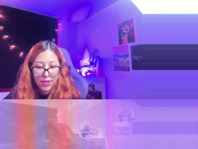 Gigimoon live cam on BongaCams