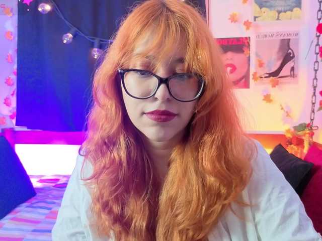 Gigimoon live cam on BongaCams