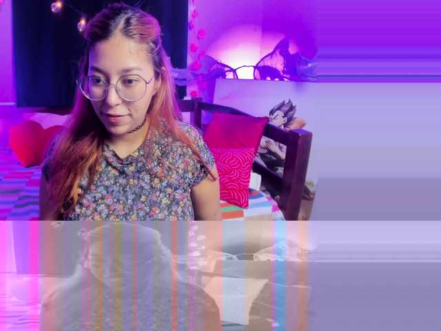 Gigimoon live cam on BongaCams