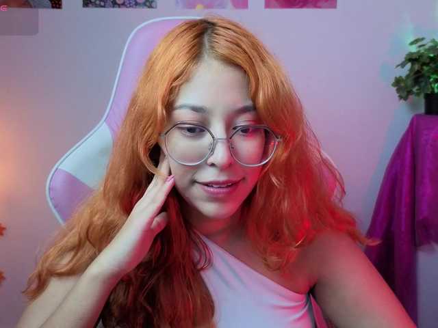 Gigimoon live cam on BongaCams