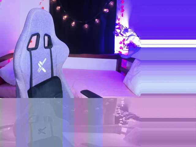 Gigimoon live cam on BongaCams