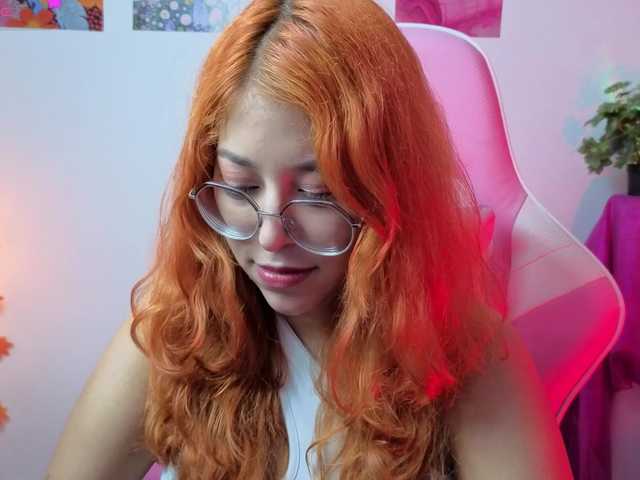 Gigimoon live cam on BongaCams