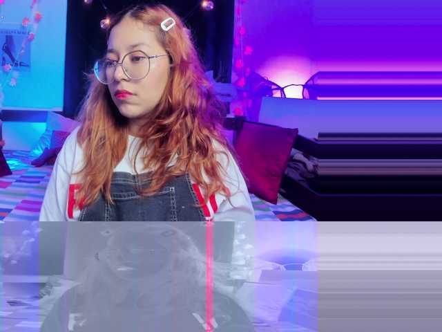 Gigimoon live cam on BongaCams