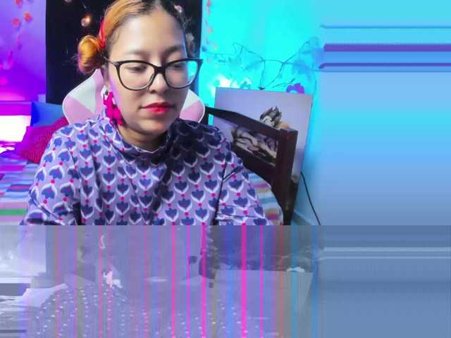 Gigimoon live cam on BongaCams