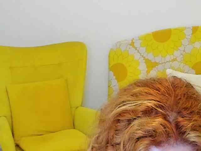 BritishPenelope webcam