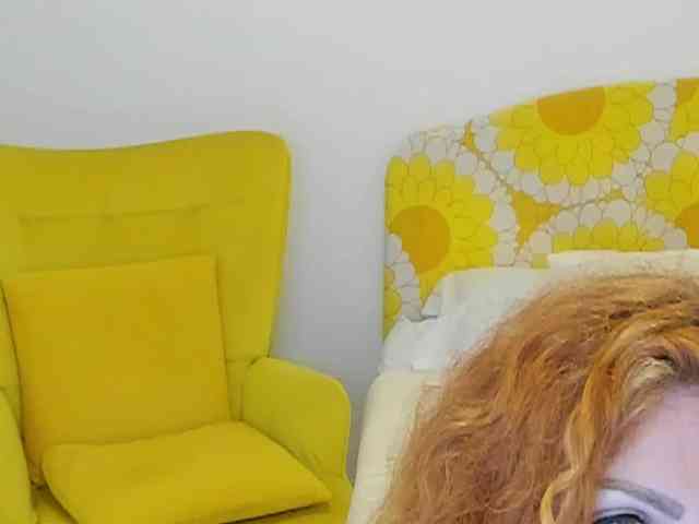 BritishPenelope webcam