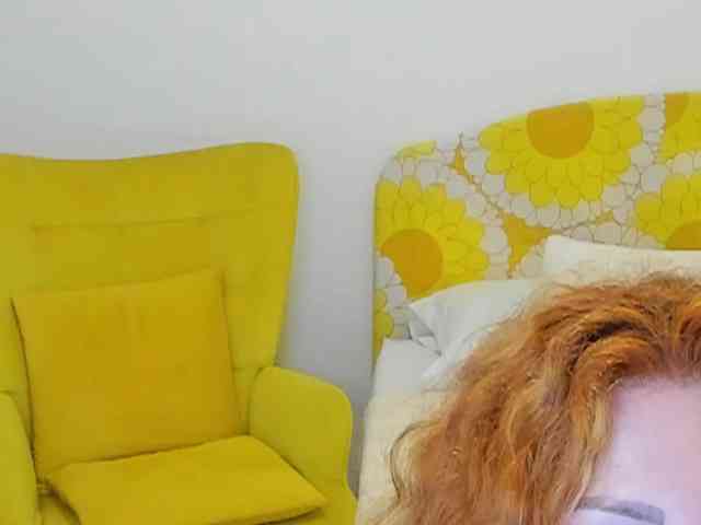 BritishPenelope webcam