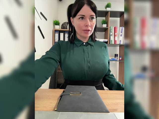 VeryBaby live cam on BongaCams