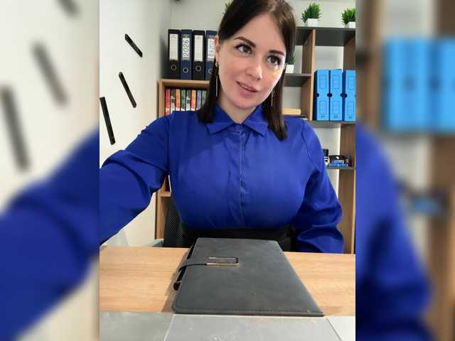 go to chat with Brenda_KiSKA
