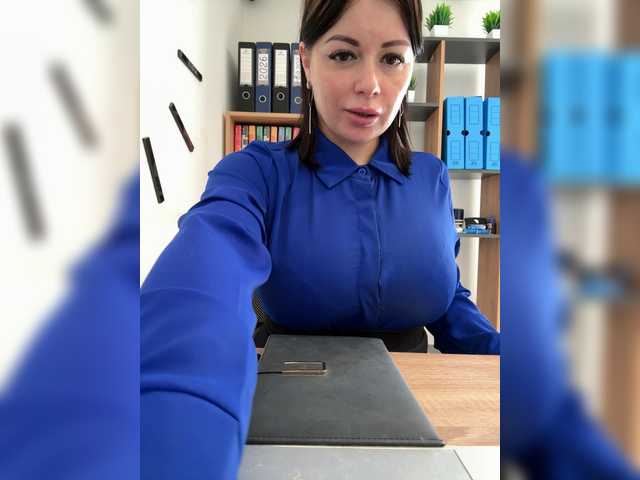 go to chat with Brenda_KiSKA